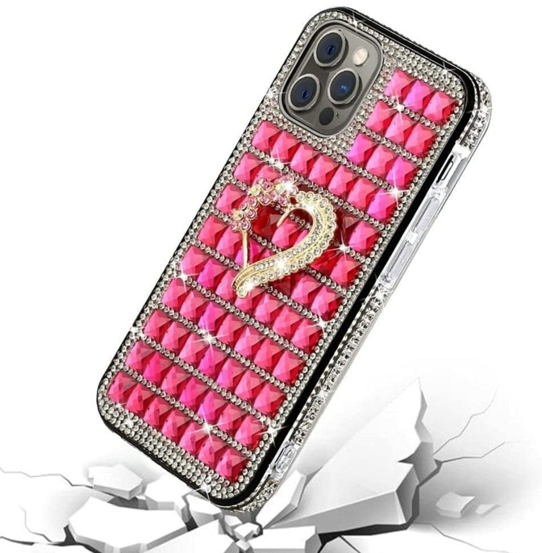 iPhone 13 Pro Max Heart on Pink